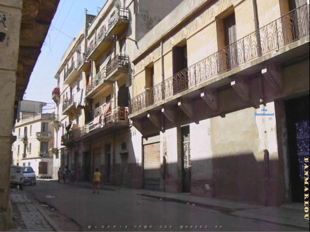 rue Bombonnel au bout rue Rabelais.jpg